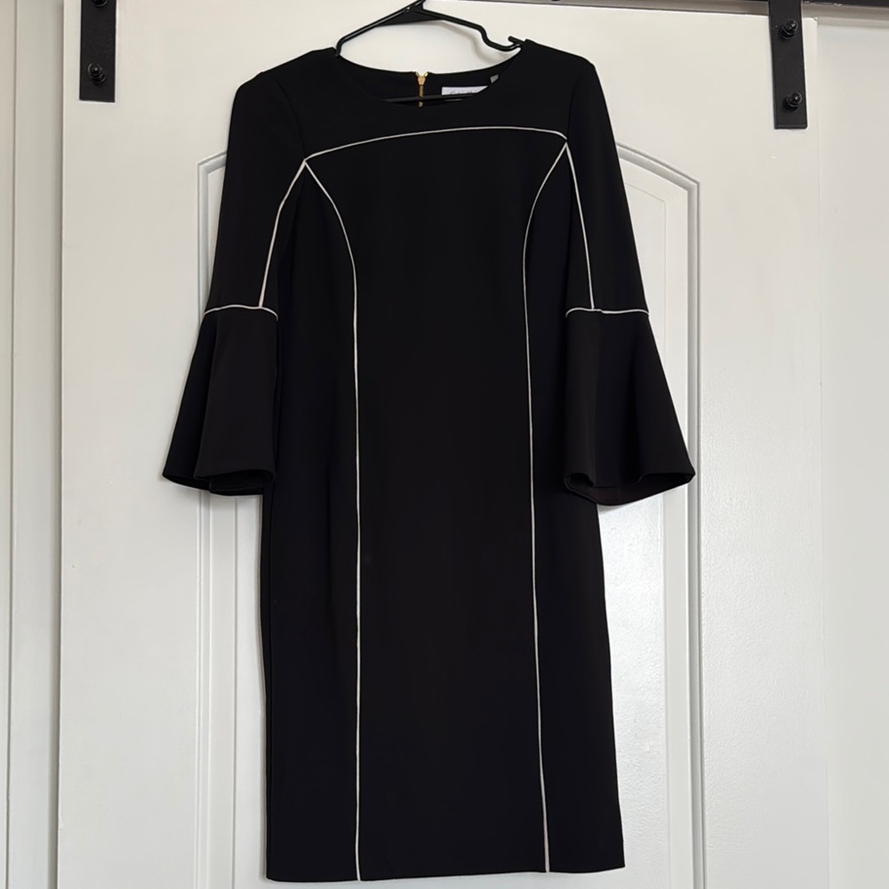Calvin Klein Elegant Black Dress with White Accents